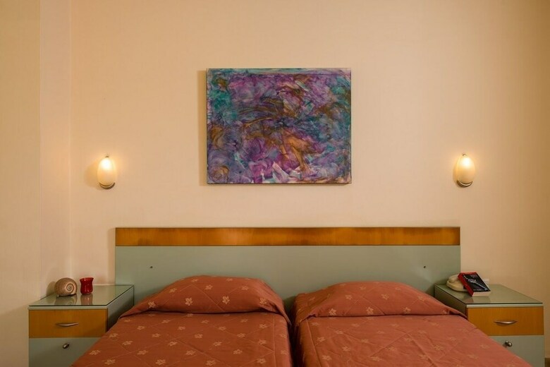 Aparthotel Nireas Hotel