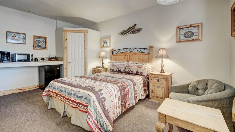 Bed & Breakfast Eagle Fire Lodge & Cabins