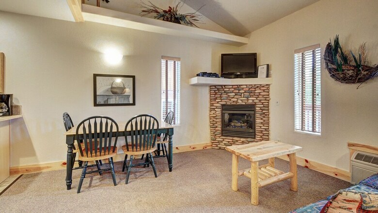 Bed & Breakfast Eagle Fire Lodge & Cabins