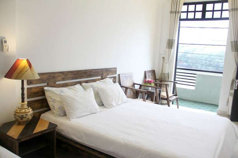 Hotel Abs House