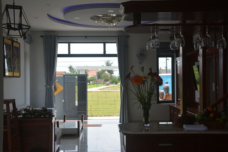 Hotel Tra Que Village