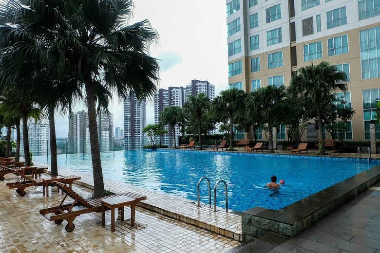 Comfy Apartment At Gandaria Heights