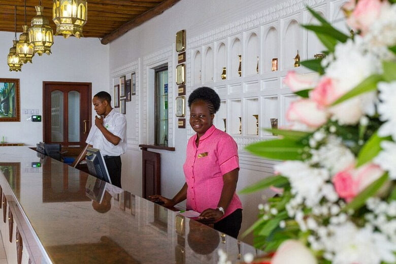 Travellers Beach Hotel & Club