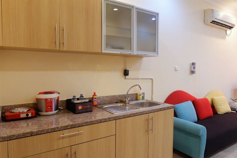 Homey The Bellezza Apartment