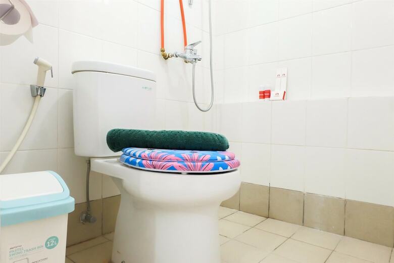 Spacious & Clean Bassura Apartment