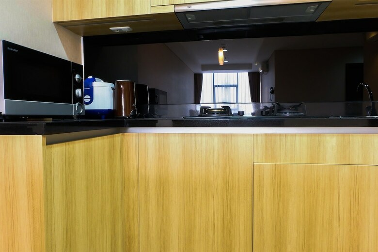 The 6th Floor L'avenue Apartment