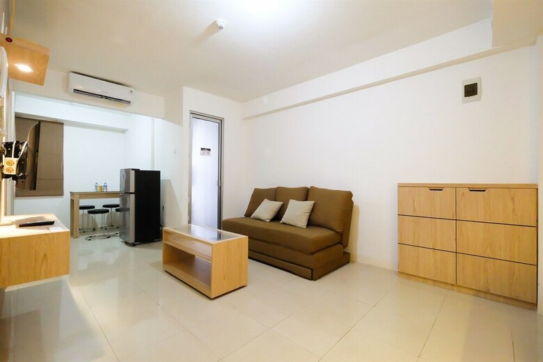 Spacious Bassura City Apartment