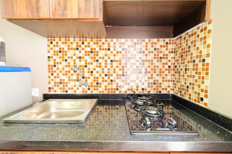 Simple Studio Bassura City Apartment