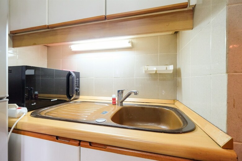 Classic Studio Park Royale Apartment Near Sudirman