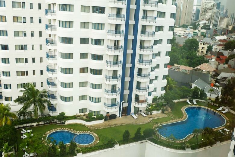 Classic Studio Park Royale Apartment Near Sudirman