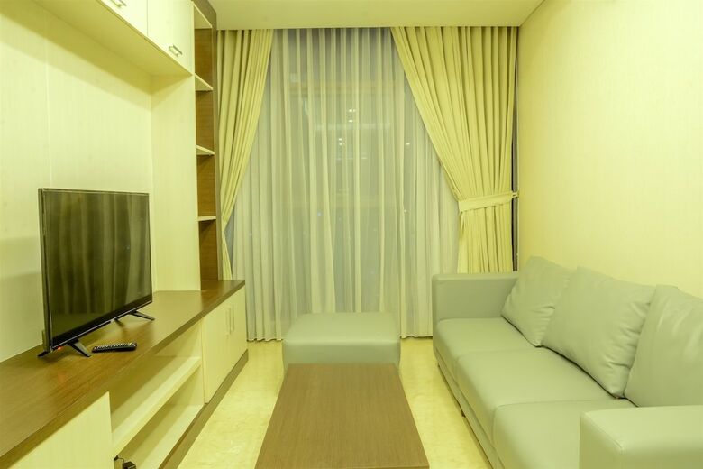 Spacious And Modern L'avenue Apartment