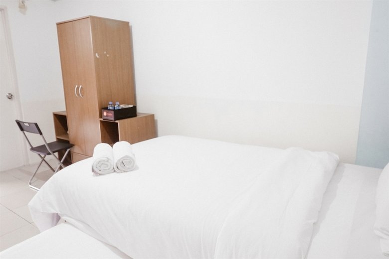 Basic Studio Green Palace Kalibata City Apartment