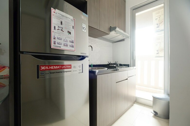Green Bay Pluit Apartment With Sofa Bed
