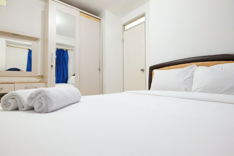 Simple And Comfy Gading Nias Residence Apartment