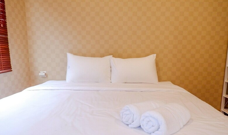 Spacious Studio Madison Park Apartment Beside Central Park Mall