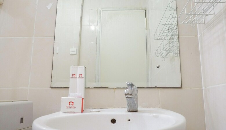 Comfy Apartment At Sudirman Park