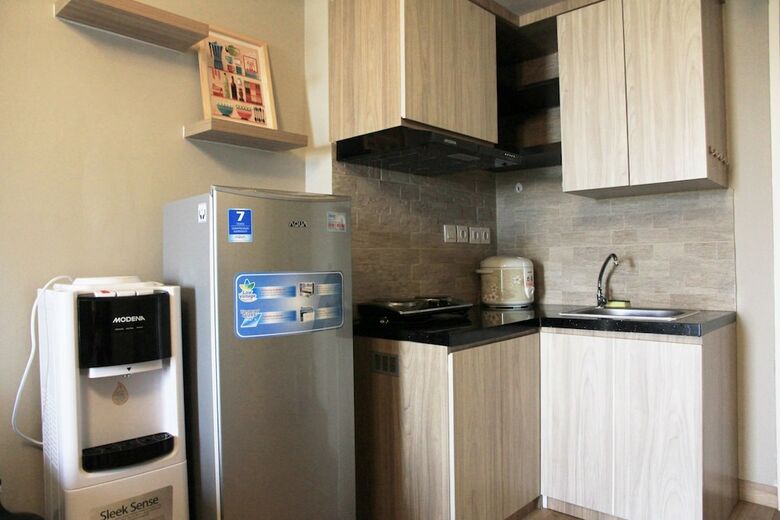 Deluxe And Comfortable The Springlake Summarecon Apartment