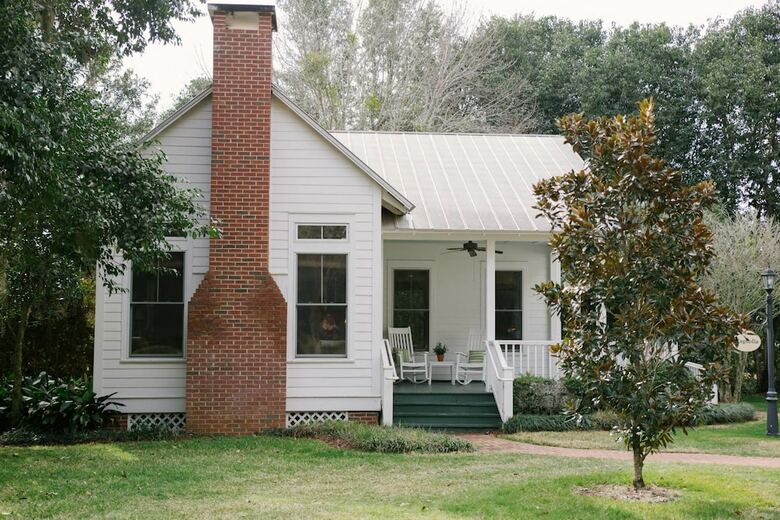 Ball House And Cottages