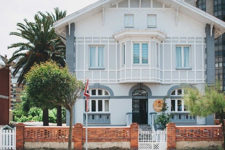 Hostal Alamar Salinas