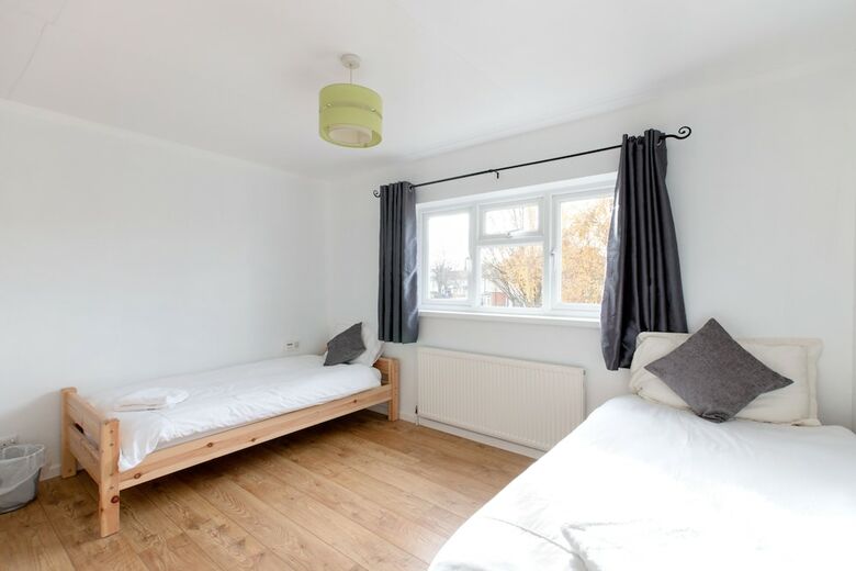 Posada Sulston Lodge 3-bedroom House