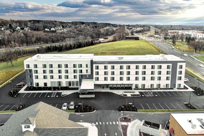 Hotel Courtyard By Marriott Southington