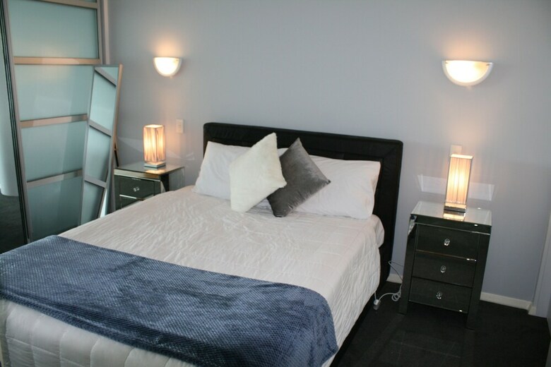 Harbor View Luxury Apartments