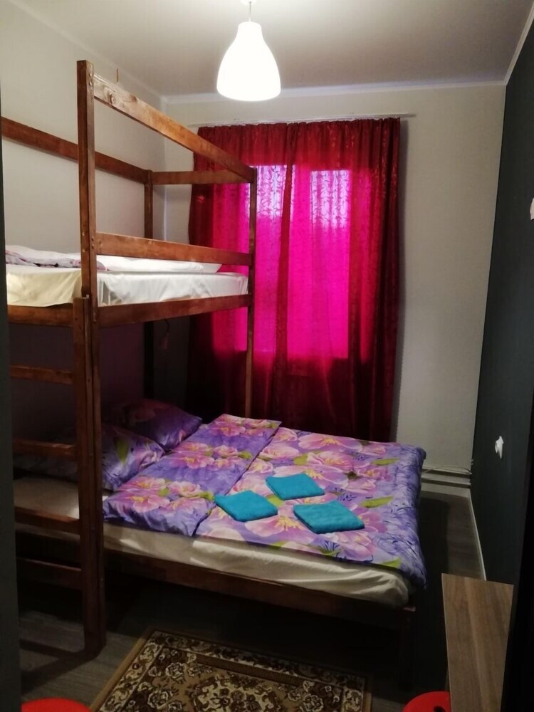 Hostal Uyutniy
