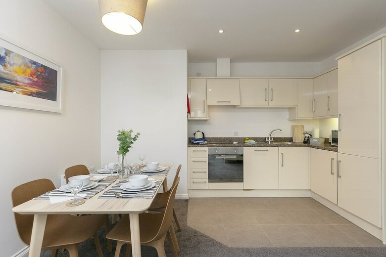 Piazza View Cathedral Quarter Apartment