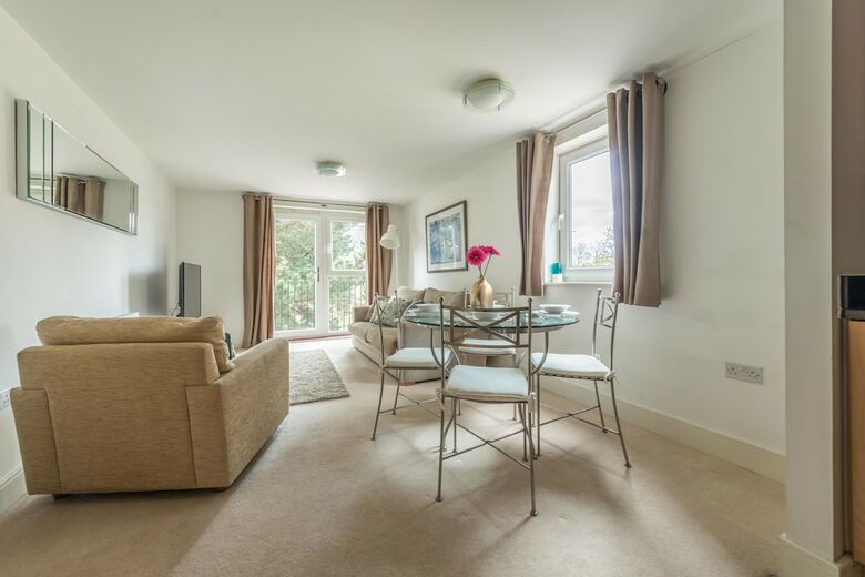 Hampden Apartments - The Beatrice
