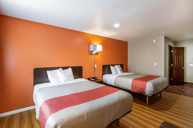 Hotel Motel 6 Rossford, Oh