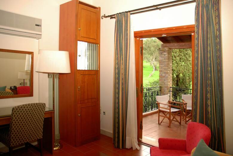Apartamentos Corfu Club