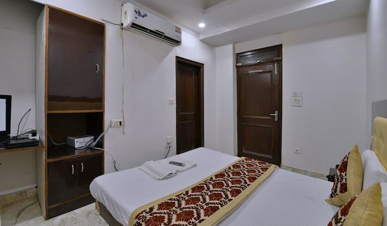 Hotel Pg International