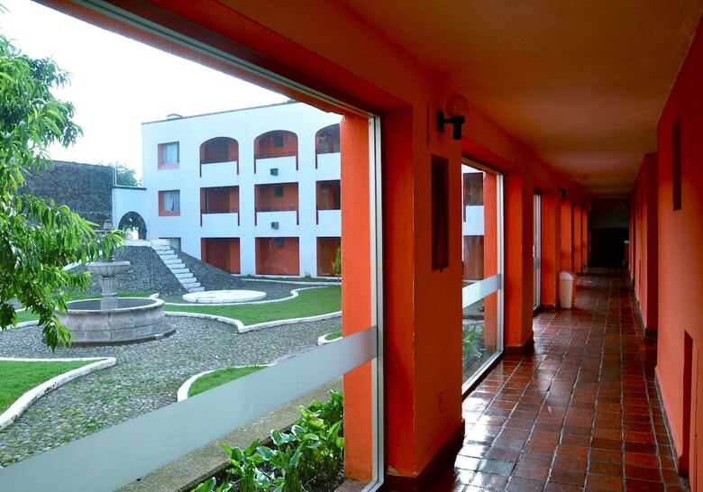 Hotel Misi�n La Muralla