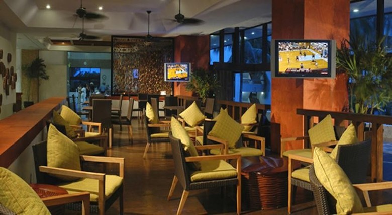 Hotel El Cid El Moro Beach