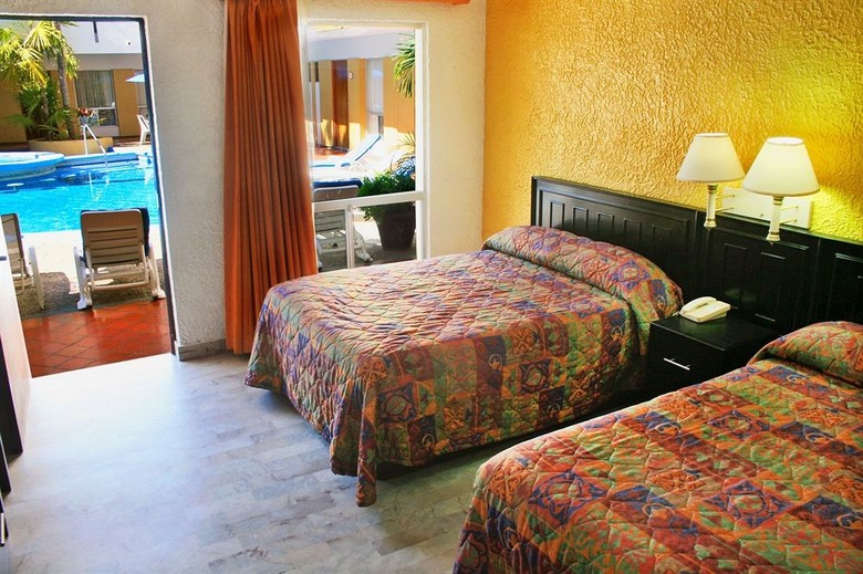 Hotel Azteca Inn