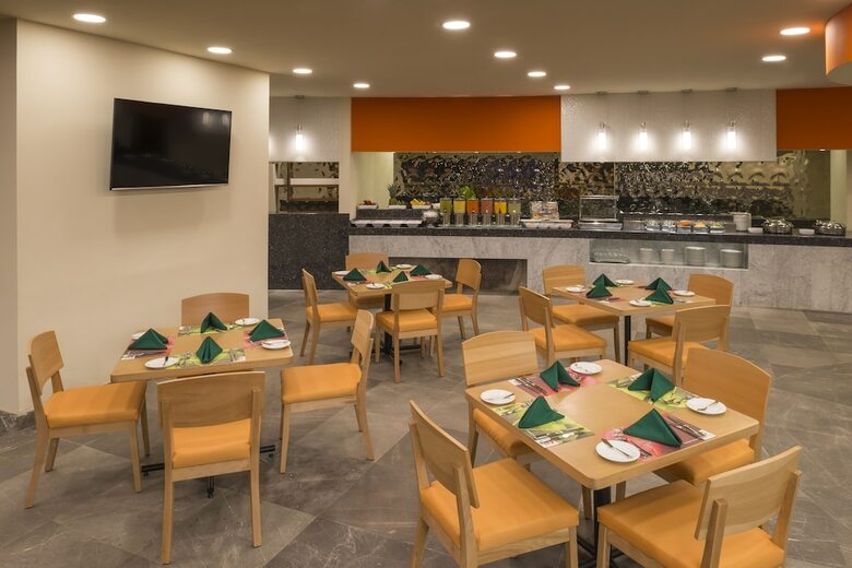 Hotel Camino Real Aeropuerto