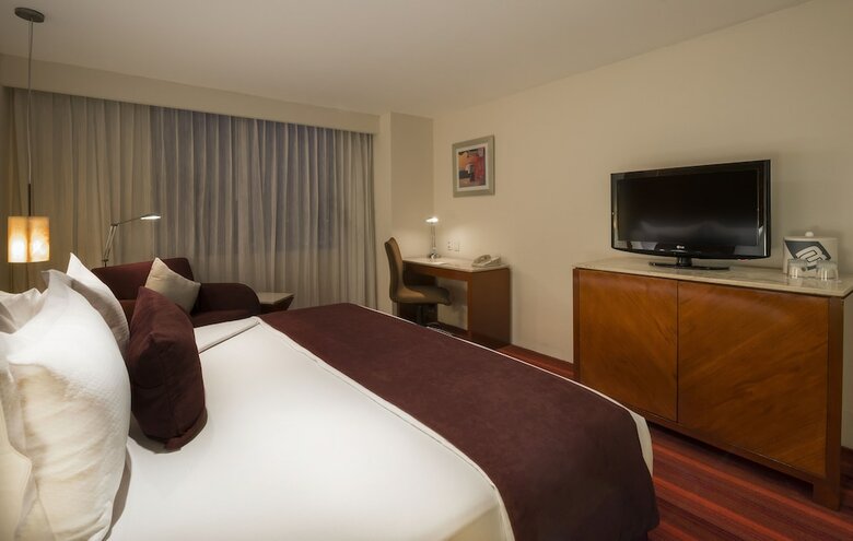 Hotel Camino Real Aeropuerto