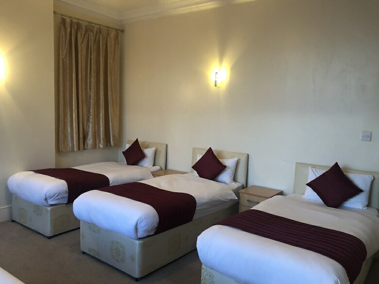 Gatwick Inn Hotel