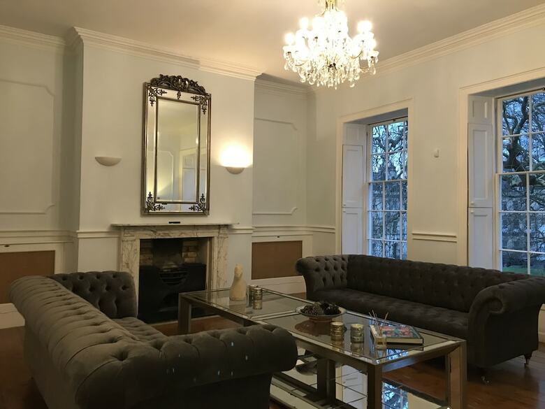 Apartamentos St James Square