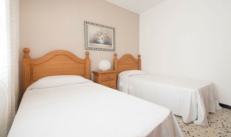 Apartamentos Montserrat