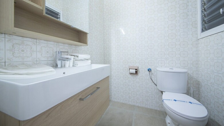 Apartamentos Montserrat 32, R68