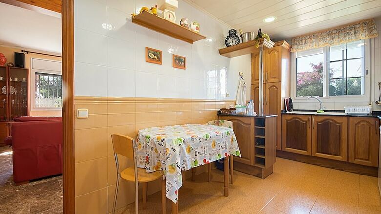 Villa Tania House