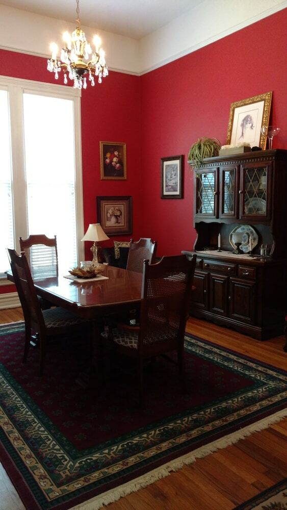 Baker Street Bed And Breakfast