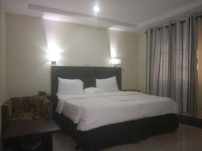 Hotel Dwell Apartments