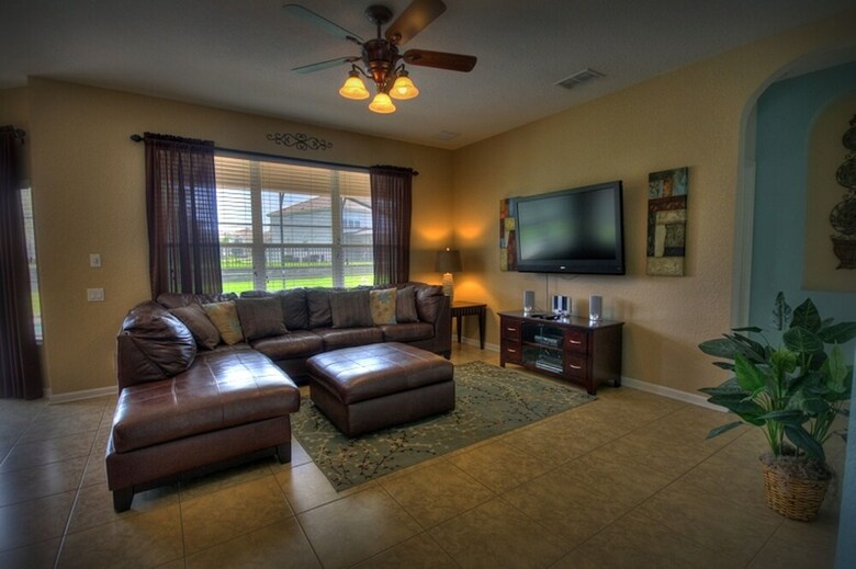 6br 4ba Home In Windsor Hills By Cv-2579