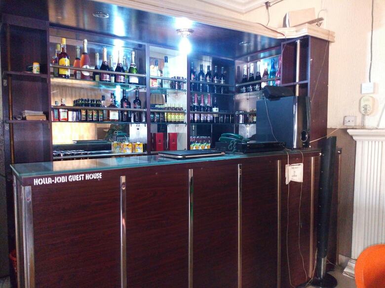 Hotel Holla-jobi Guest House