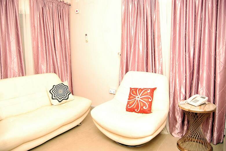 Hotel Mmmhouse