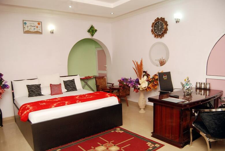 Hotel Mmmhouse