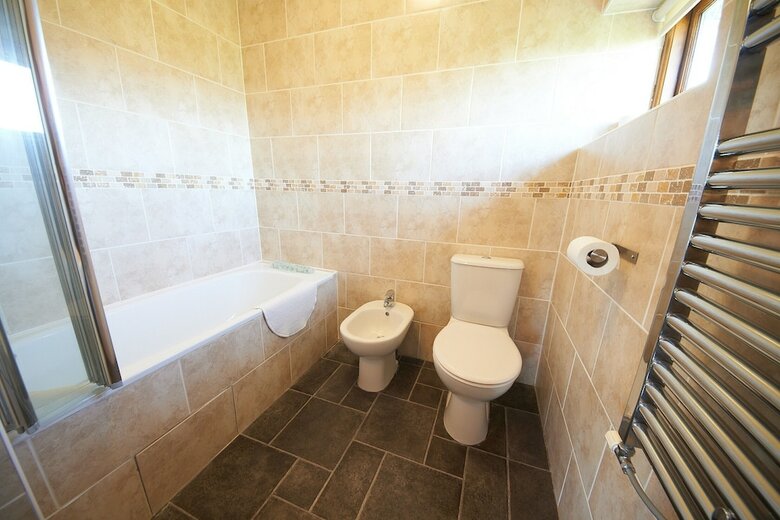 The Victorian Barn Self Catering Holidays With Pool & Hot Tubs