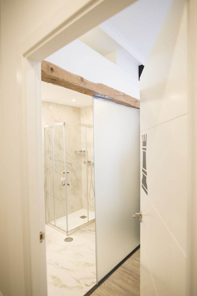 Apartamentos Dobo Homes Puerta Del Sol I